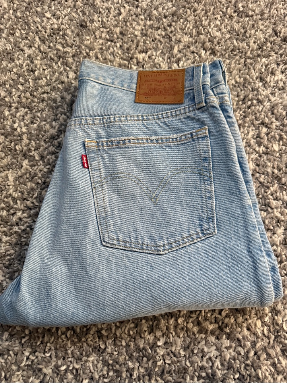 Original Woman's 501 high rise Light Blue Denim Jeans - W30 L30